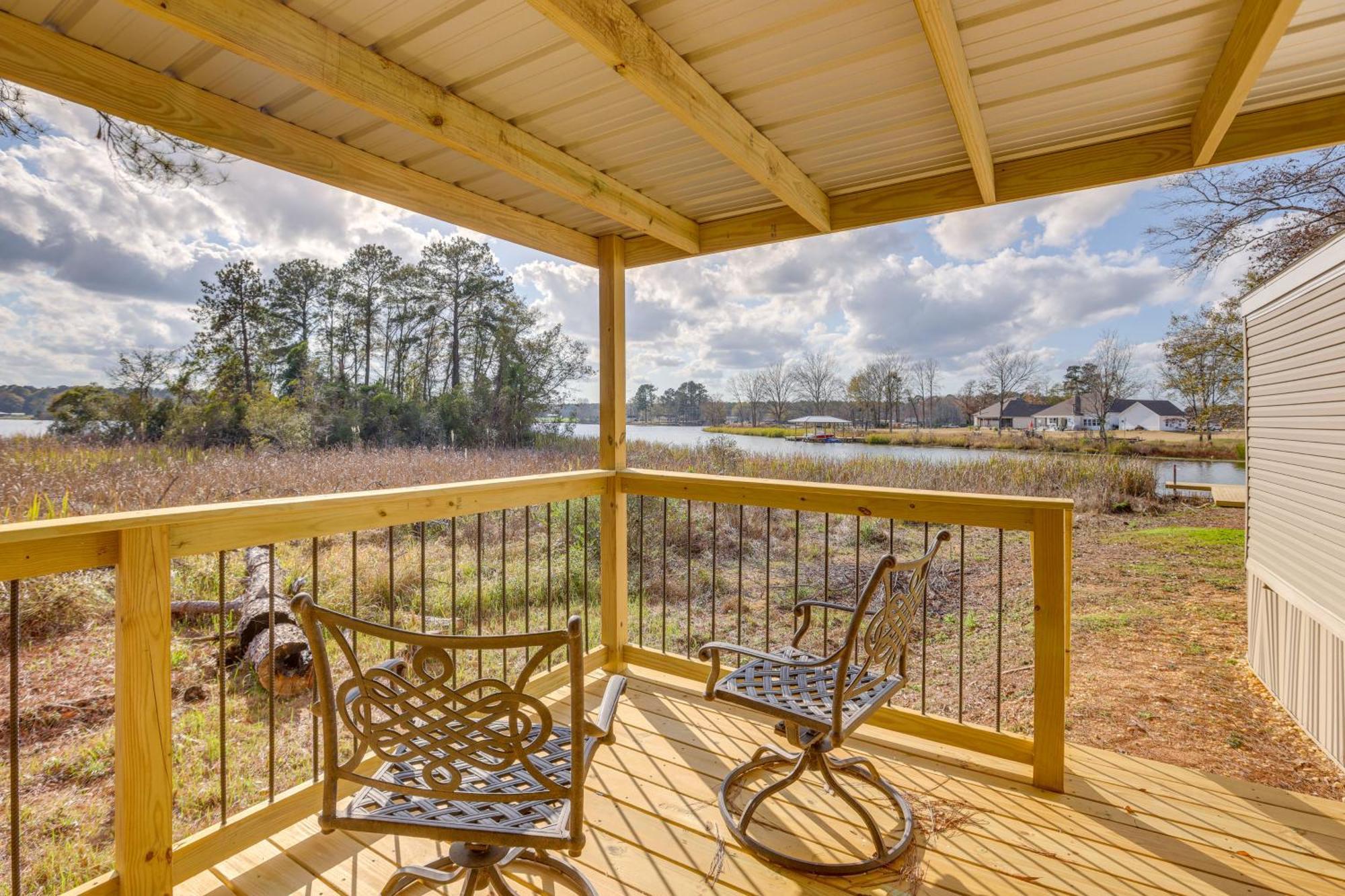 Lakefront Wetumpka Escape With Furnished Deck! エクステリア 写真